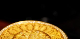 老舖黃金:以文化工藝重塑奢侈品版圖,引領高端消費新典範