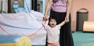 香港生仔津貼三萬元,對比之下新加坡生育政策更全面?